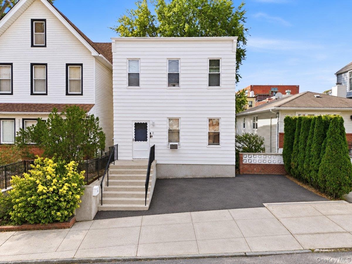 12 Edgewood Avenue, Yonkers