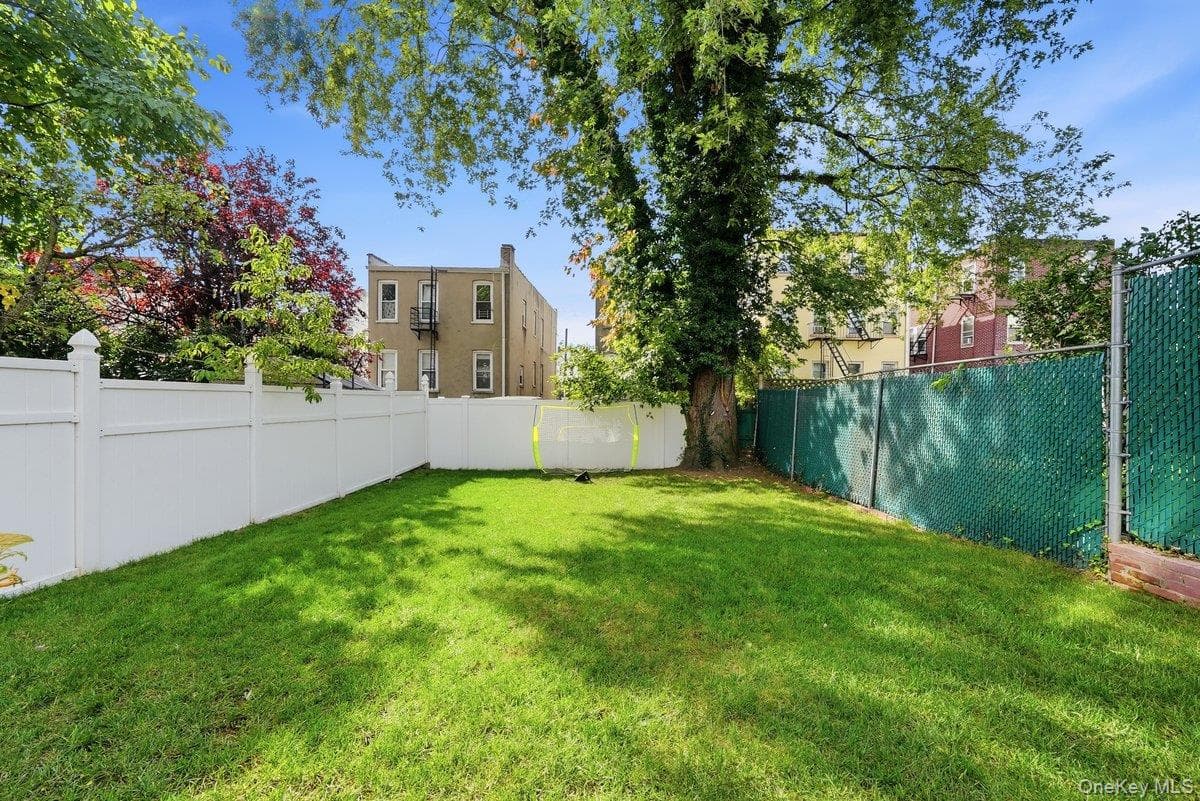 12 Edgewood Avenue thumbnail 24