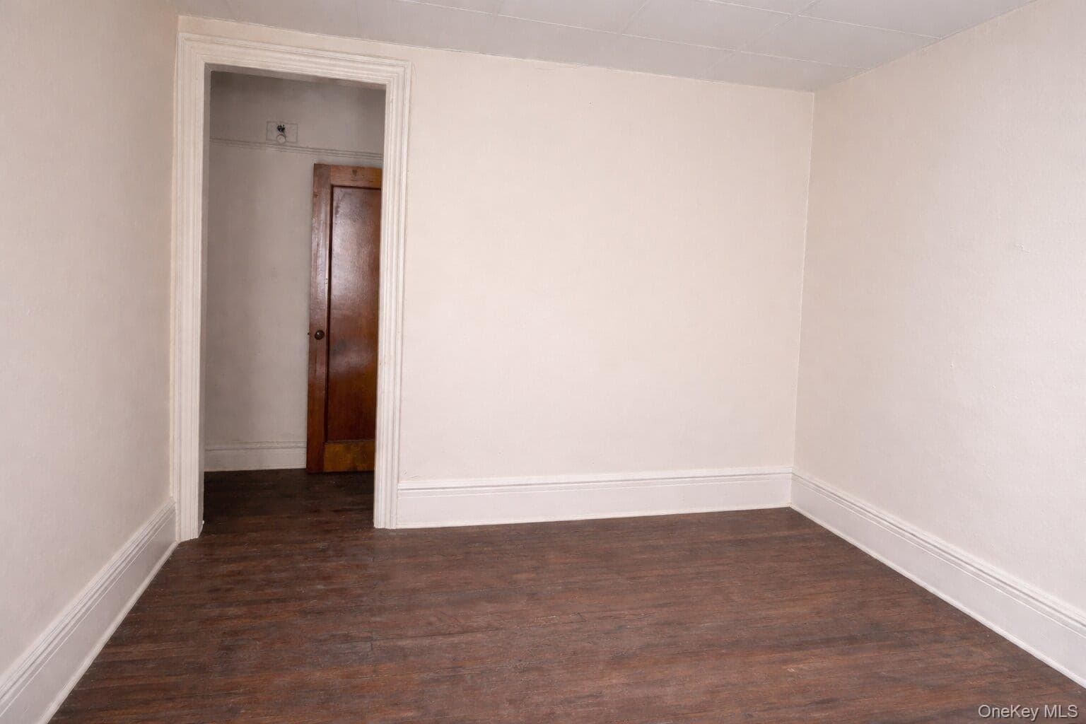605 41st Street Unit: E thumbnail 3