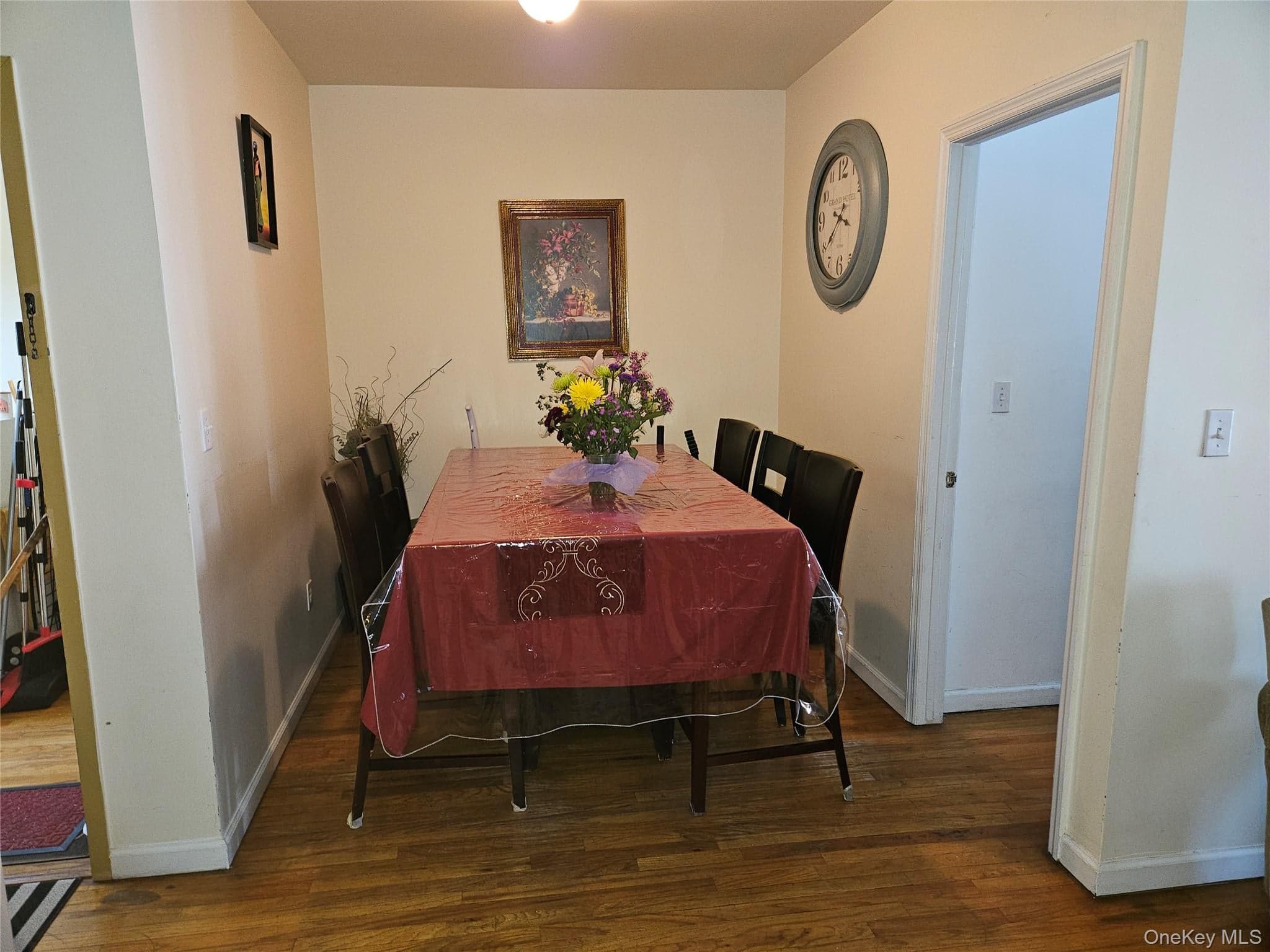 1297 Clay Avenue thumbnail 6