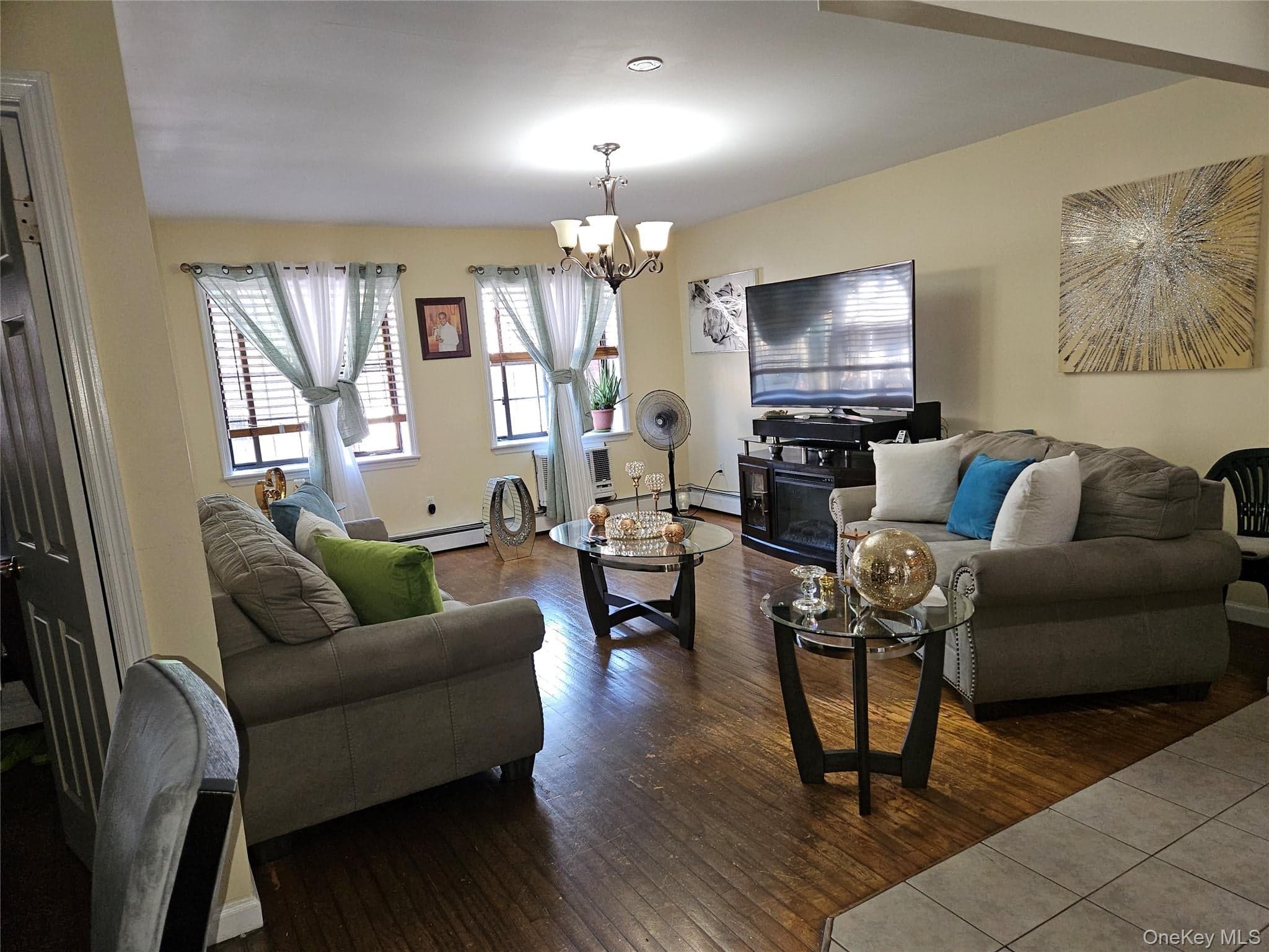 1297 Clay Avenue thumbnail 9