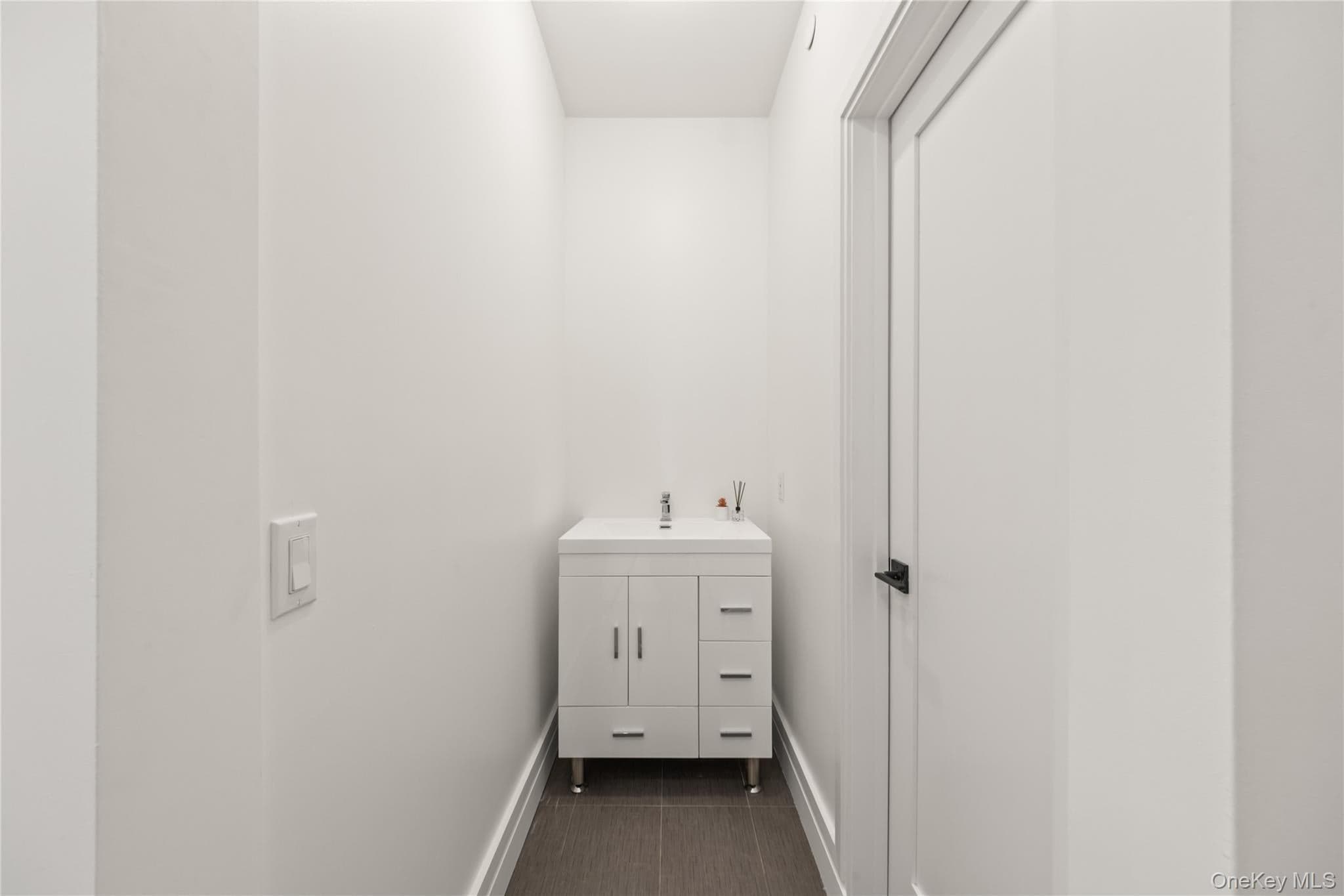 8 Memorial Park Drive thumbnail 27