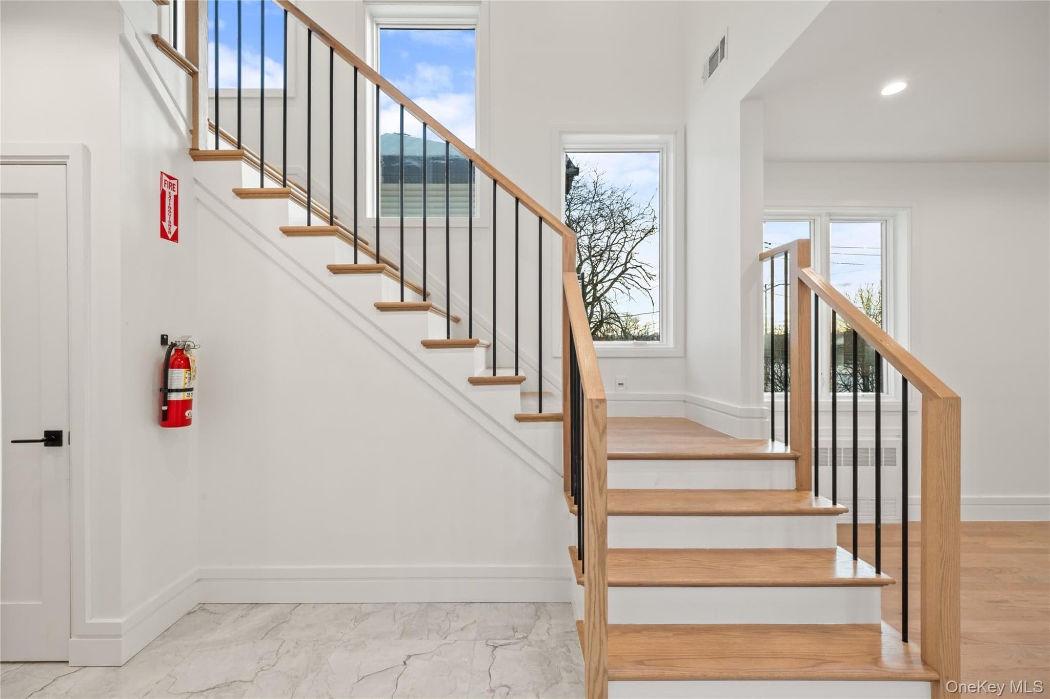 8 Memorial Park Drive thumbnail 17