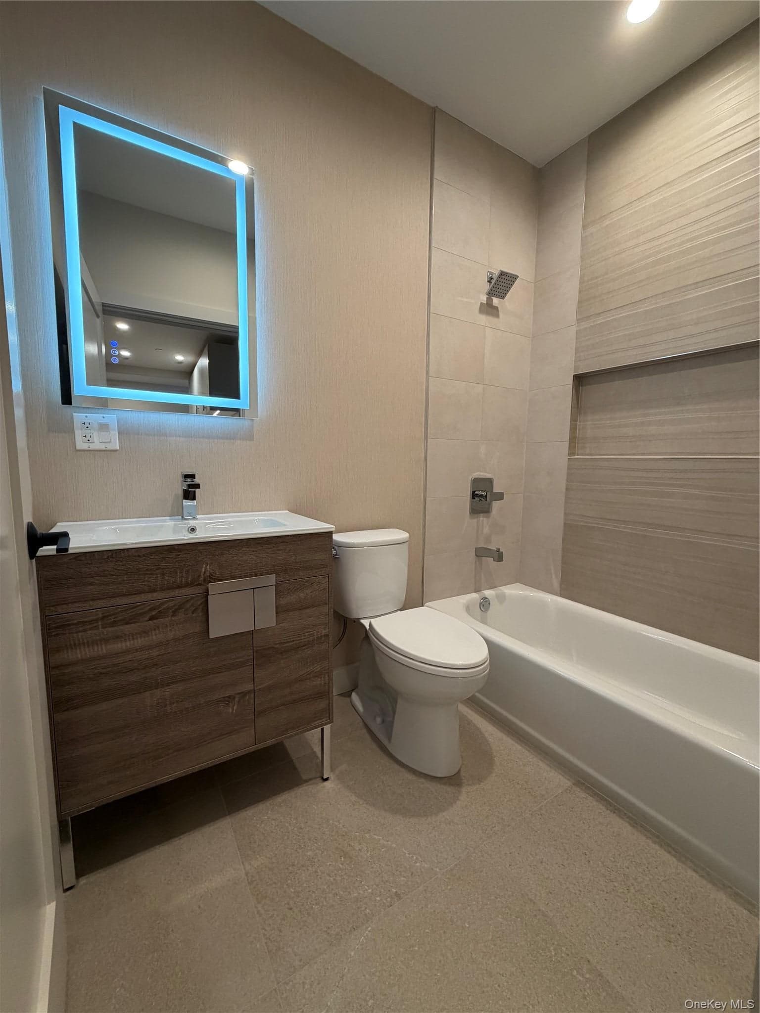 8322 24th Avenue Unit: 2B thumbnail 5