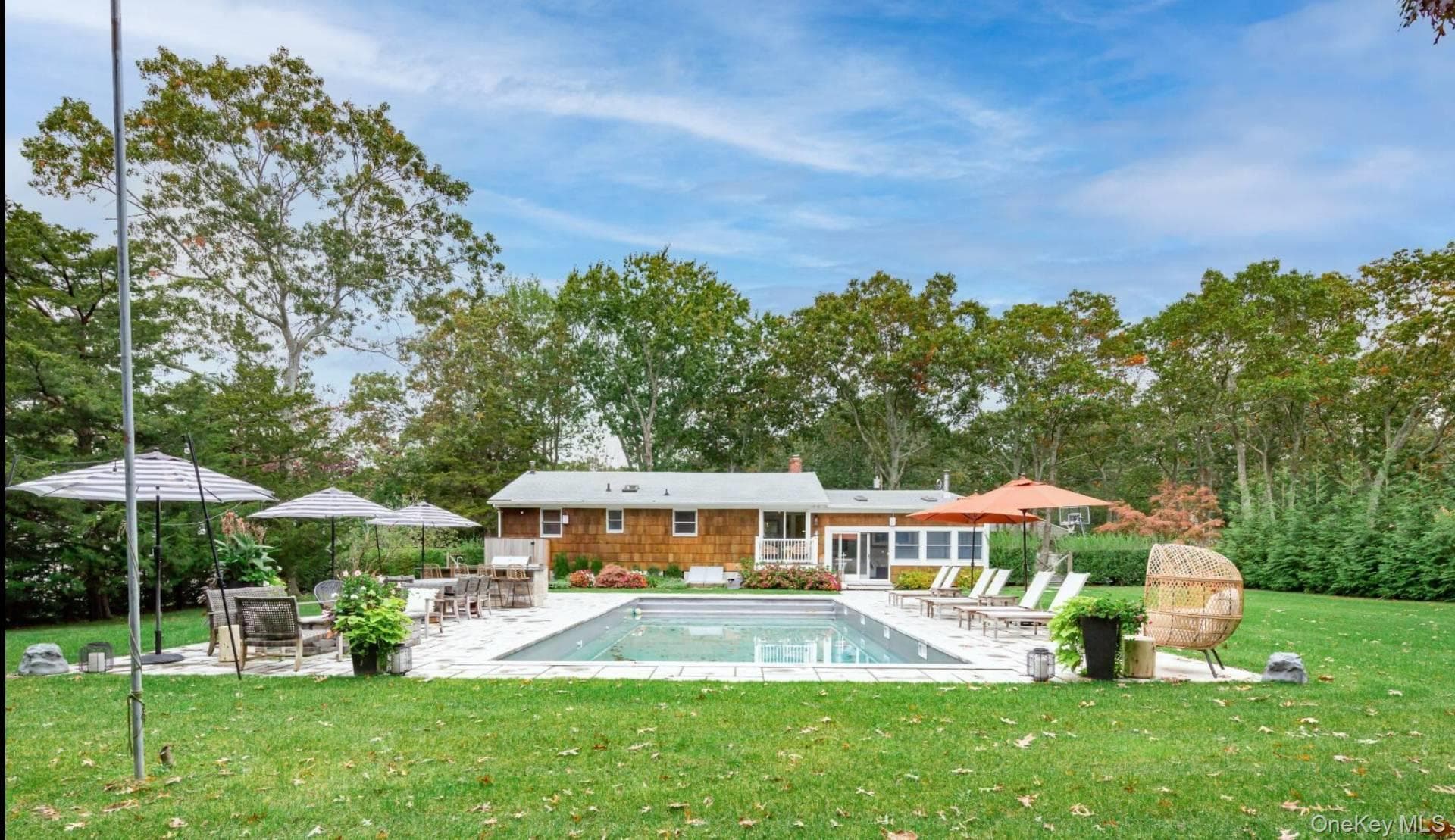 45 Sherwood Road, Hampton Bays