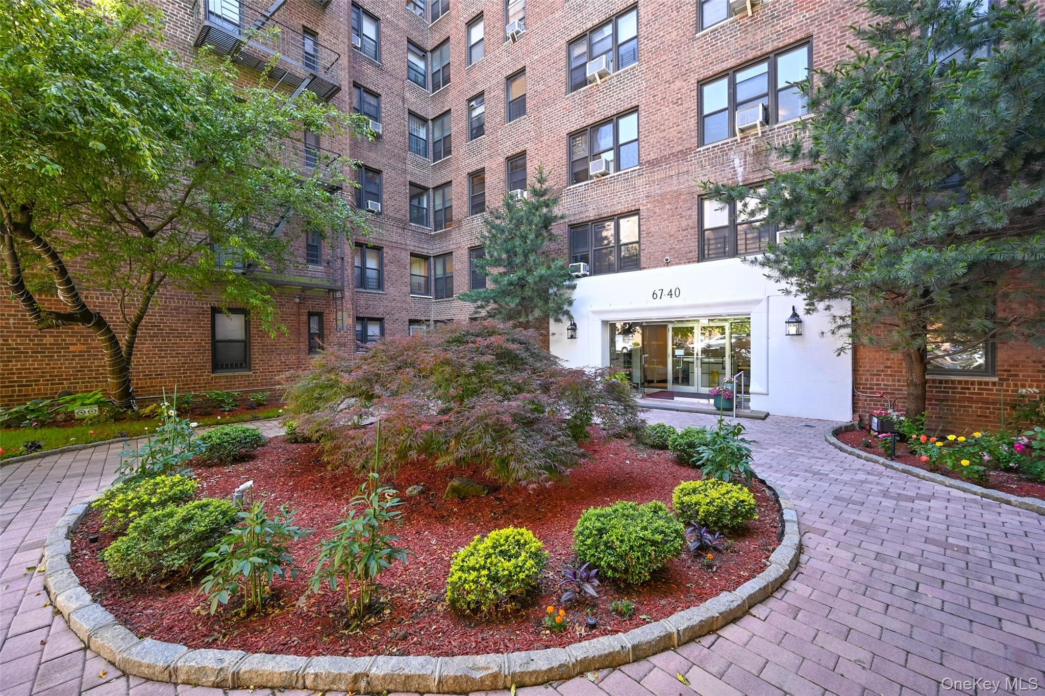 67-40 Yellowstone Boulevard Unit: 4M photo 1