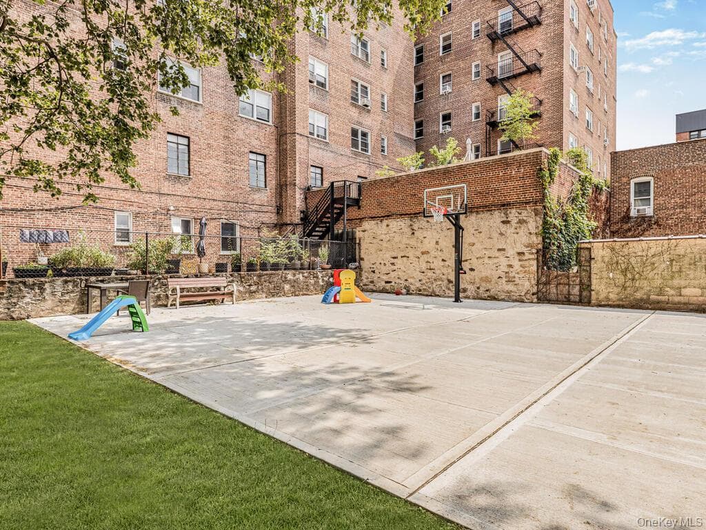 3636 Fieldston Road Unit: 7B thumbnail 25