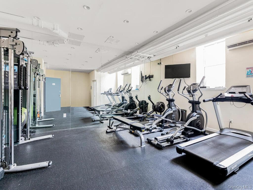 3636 Fieldston Road Unit: 7B thumbnail 20