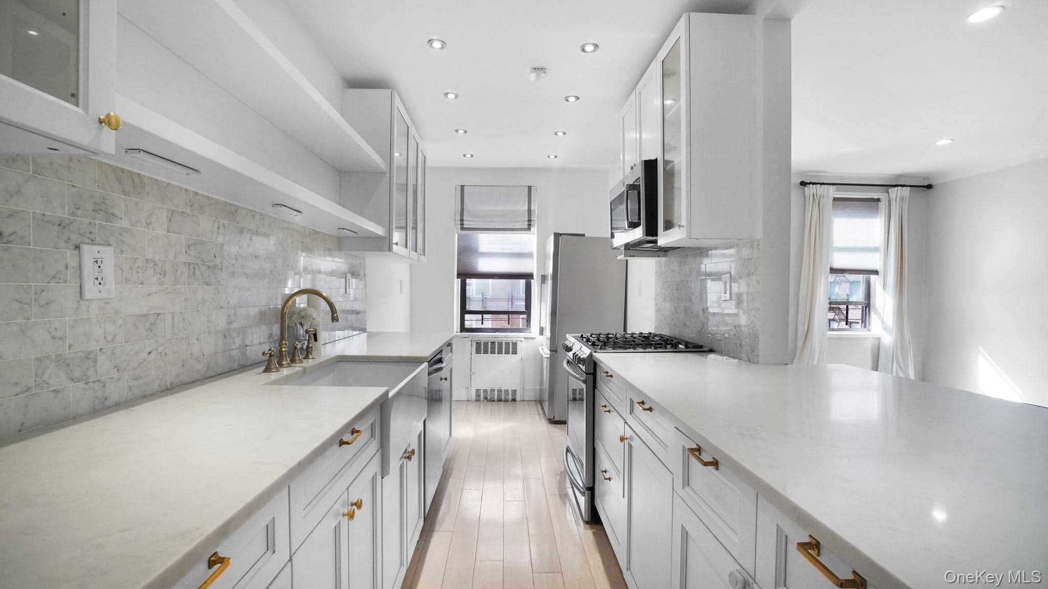 66-15 Wetherole St St Unit: E4 thumbnail 5