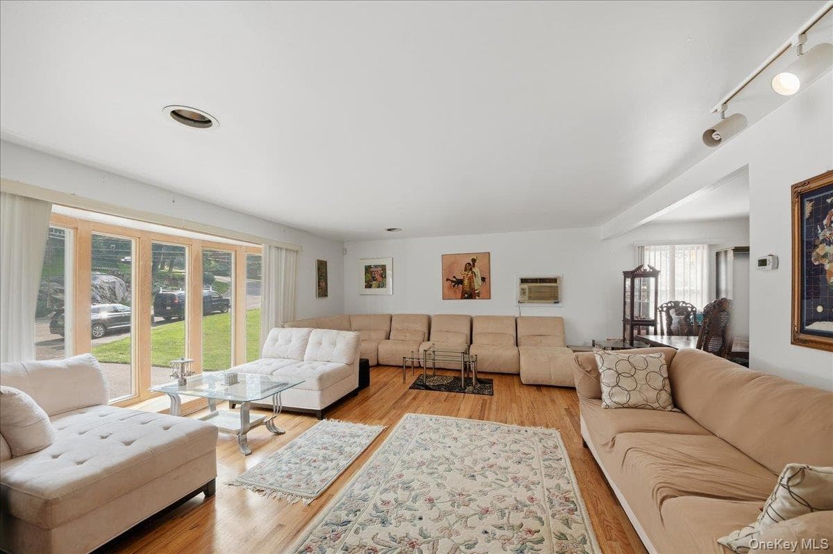 14 Glenn Place thumbnail 25