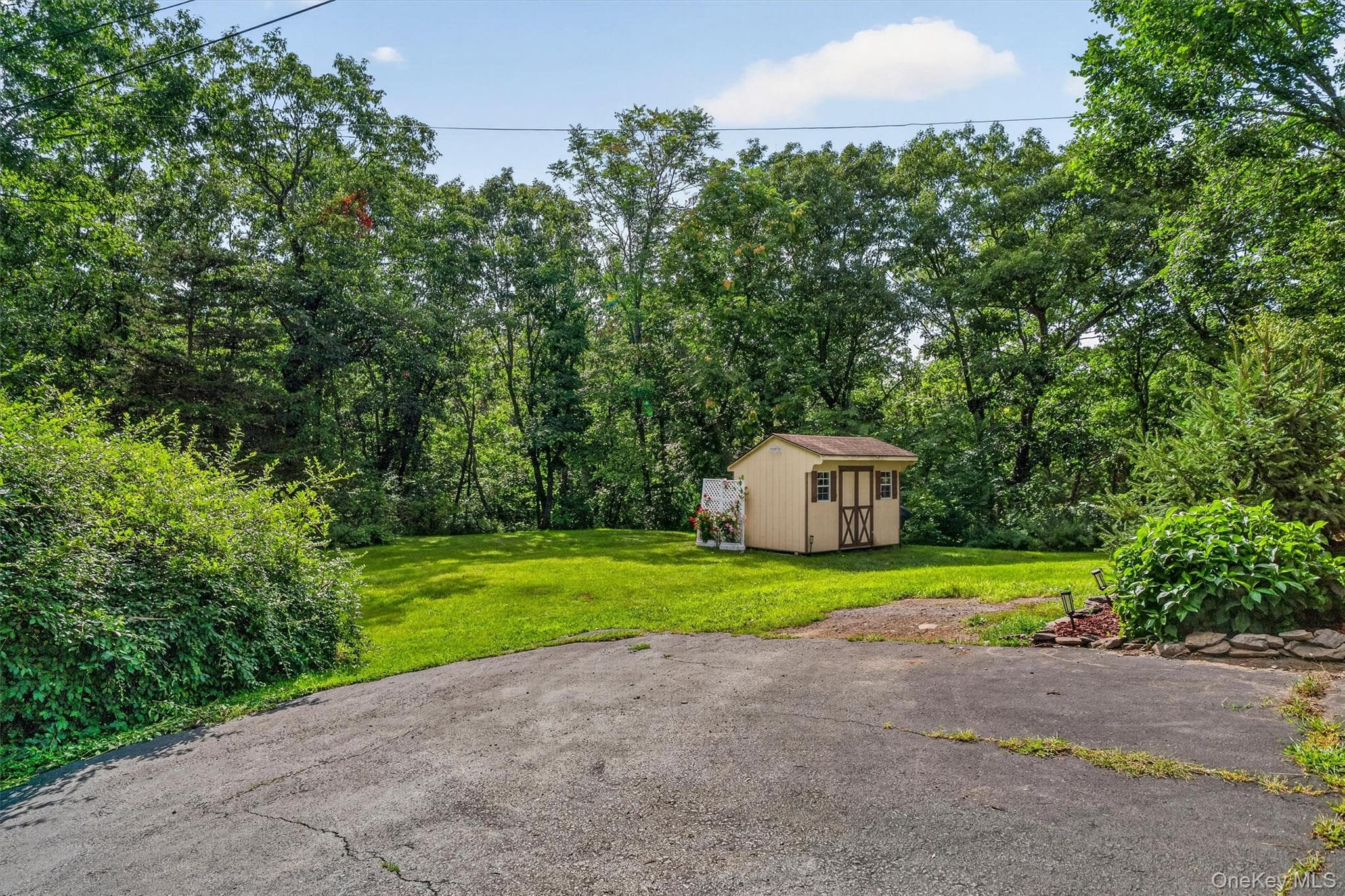 65 Oxford Springs Road thumbnail 31