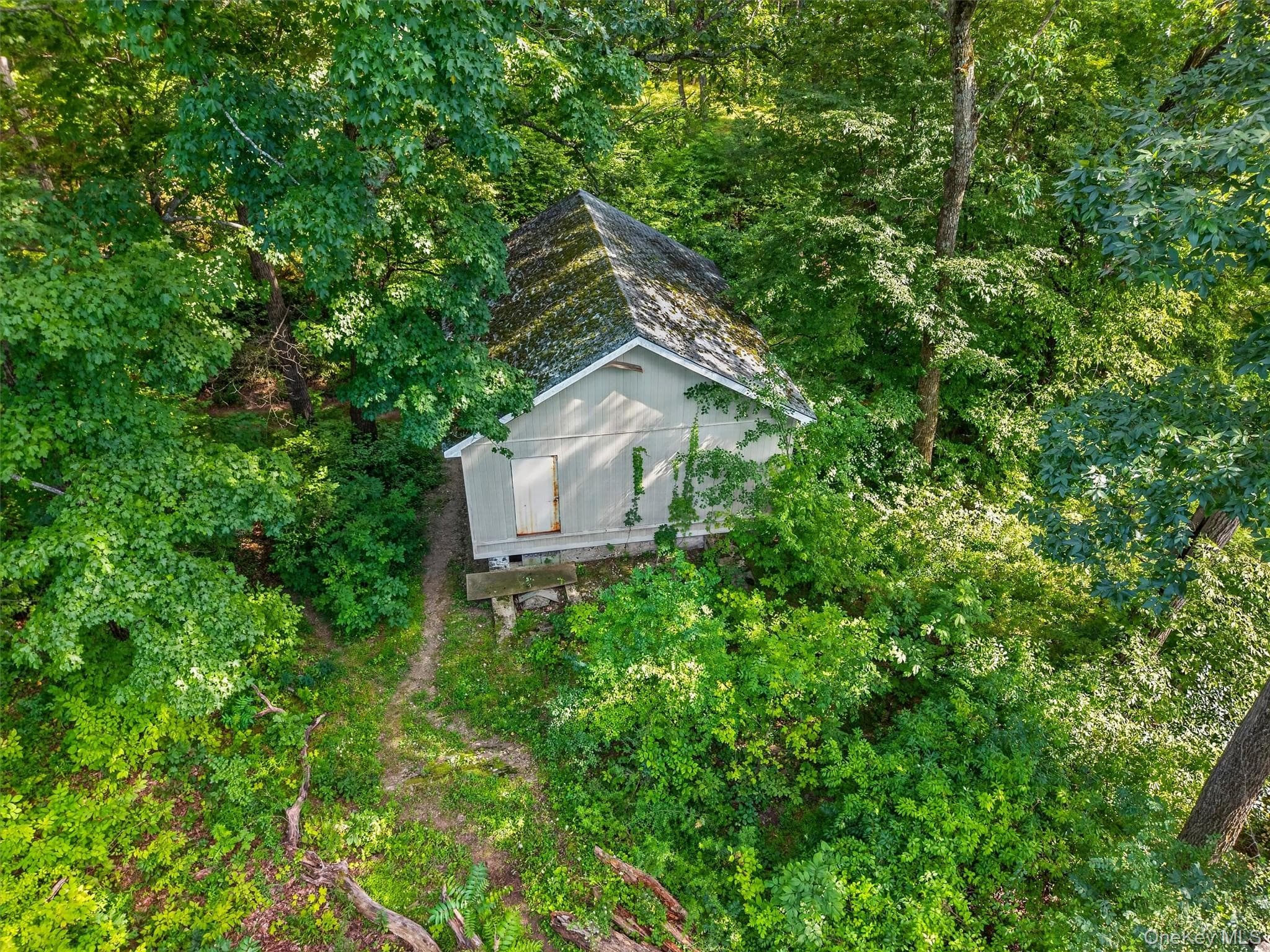 65 Oxford Springs Road thumbnail 35
