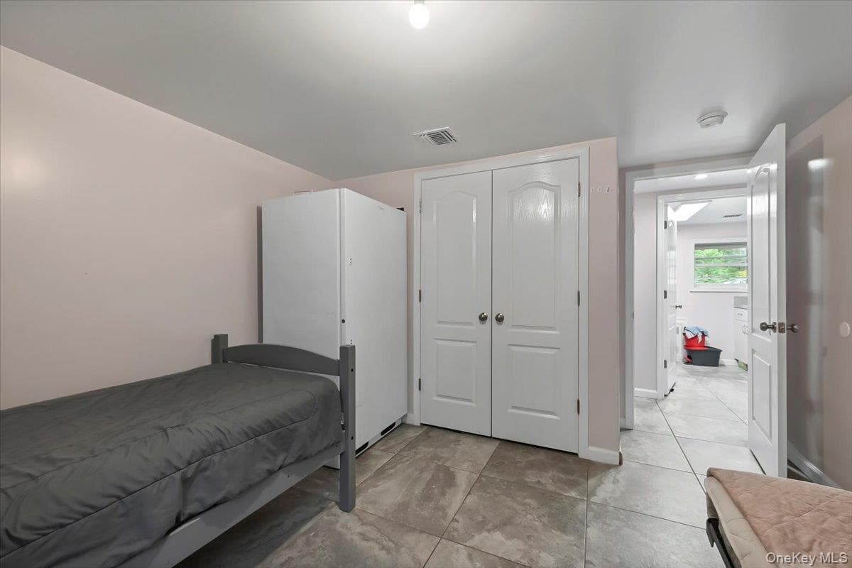 43 Freeland Street thumbnail 37