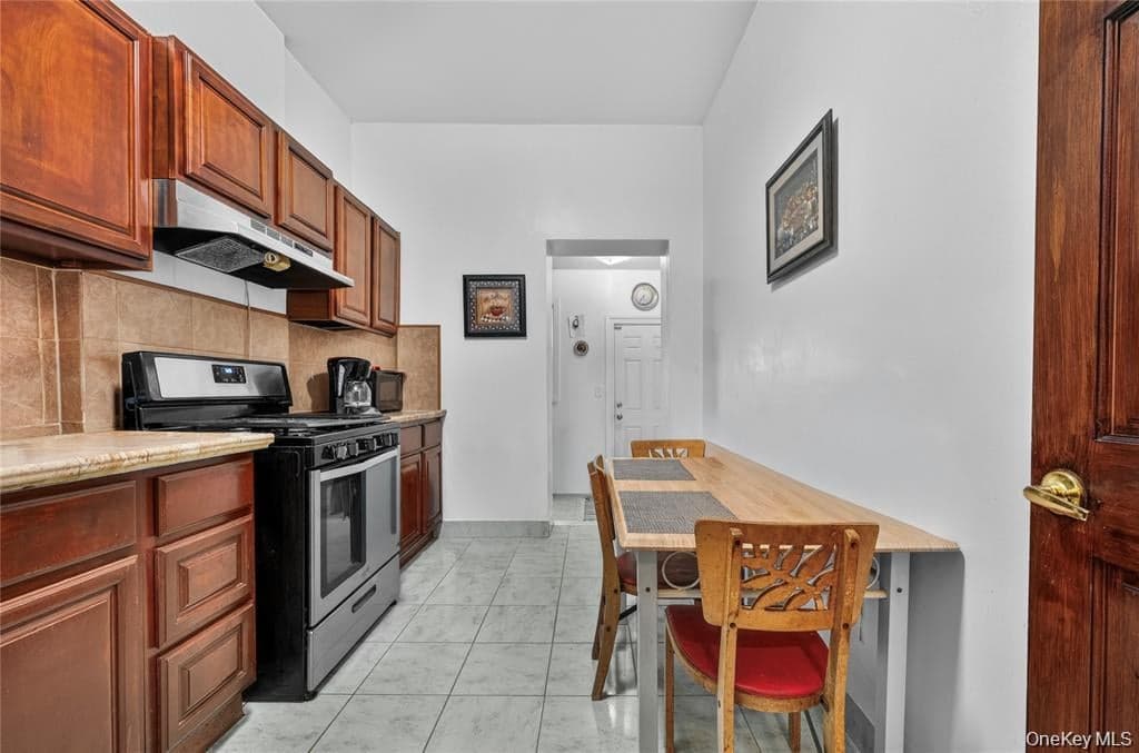 1543 Hollywood Avenue Unit: Apt 1 thumbnail 2