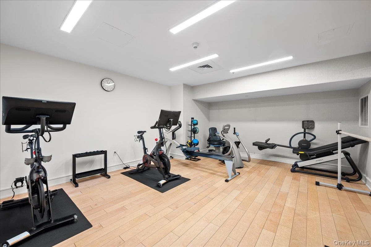 1 Renaissance Square Unit: 23C thumbnail 29