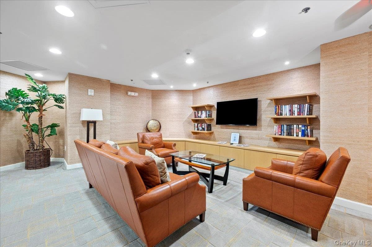1 Renaissance Square Unit: 23C thumbnail 26