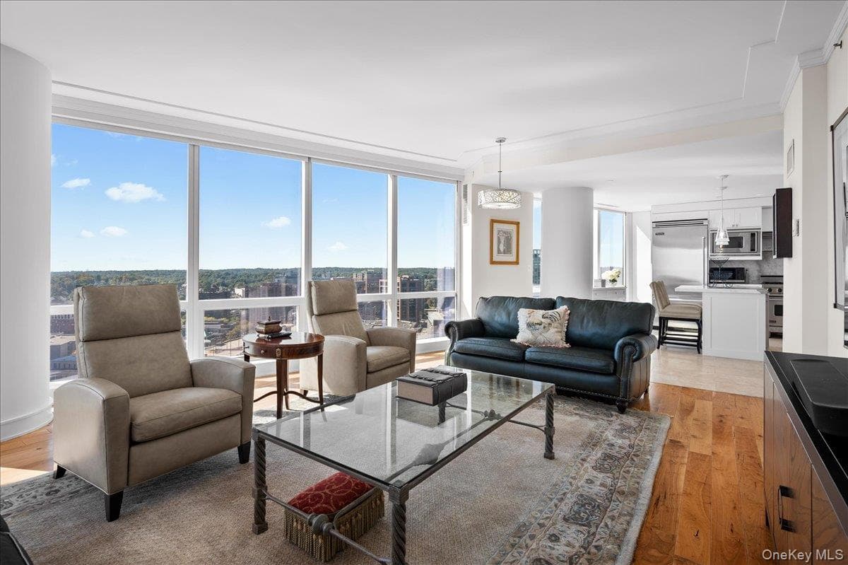 1 Renaissance Square Unit: 23C thumbnail 6