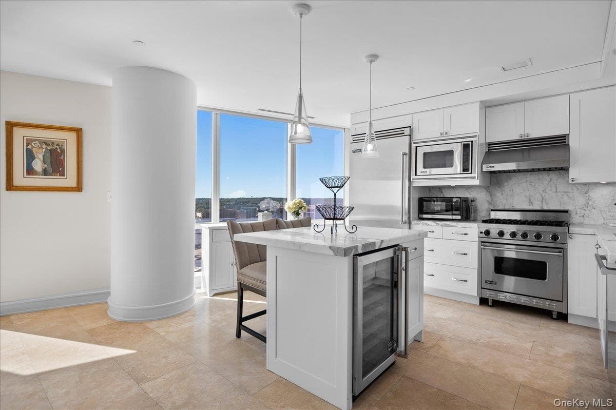 1 Renaissance Square Unit: 23C thumbnail 10