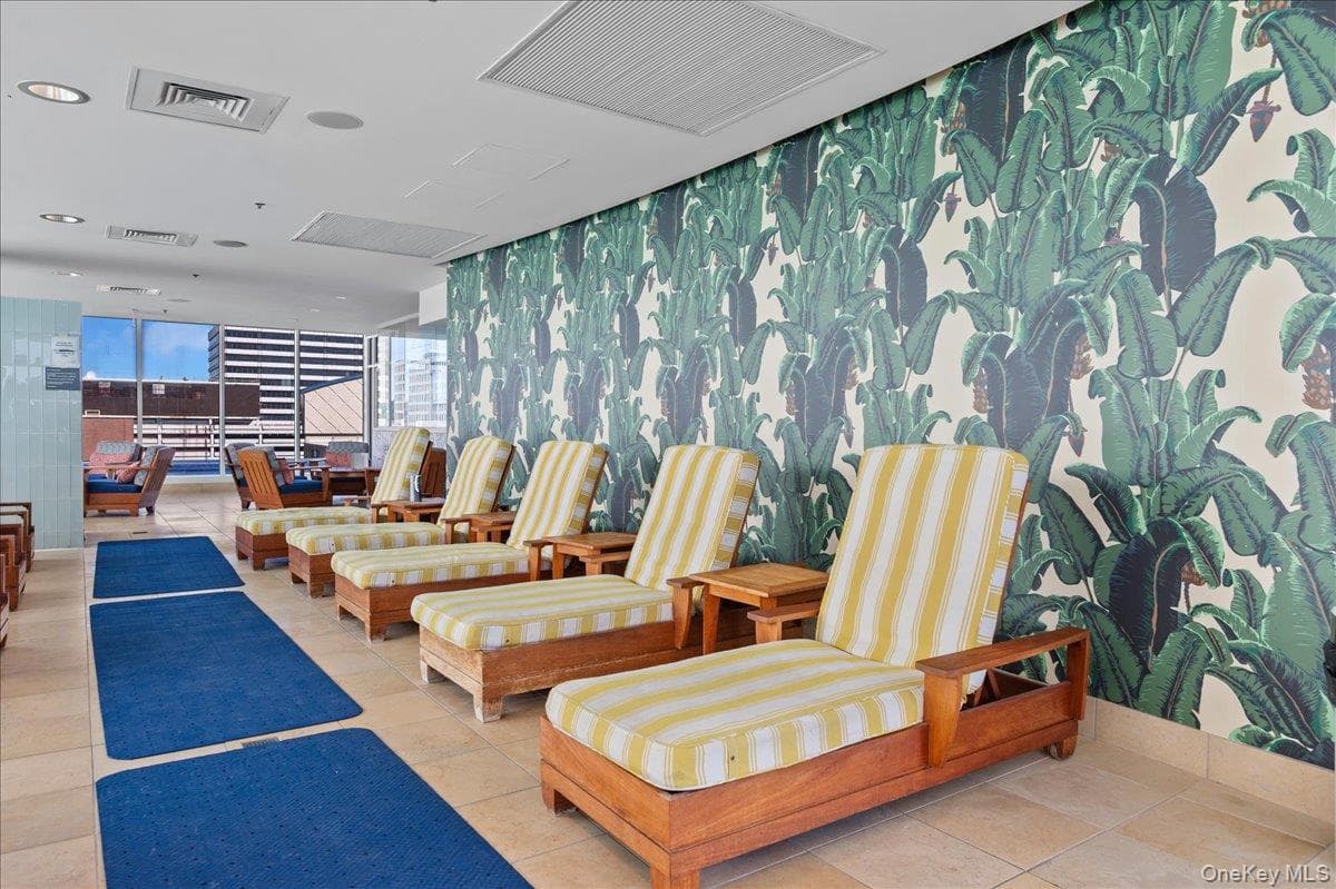 1 Renaissance Square Unit: 23C thumbnail 28