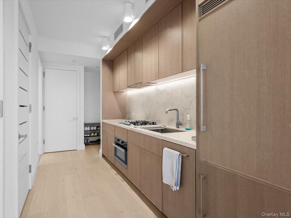 501 3rd Avenue Unit: 7C thumbnail 8