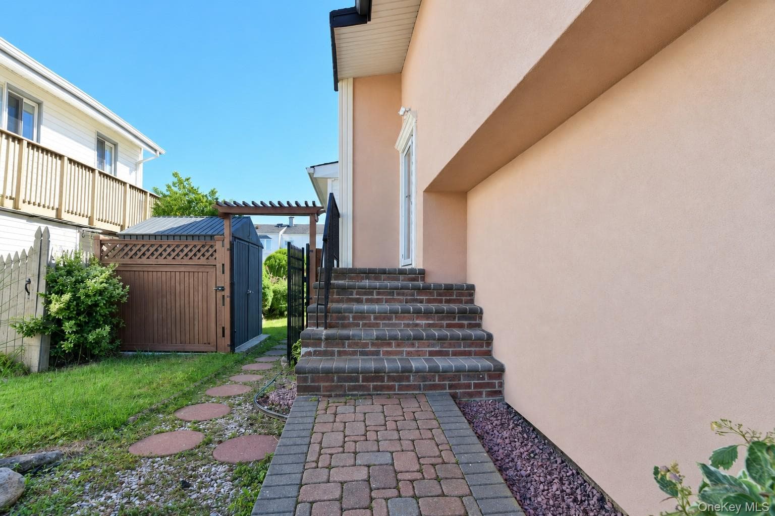 925 S Long Beach Avenue thumbnail 26