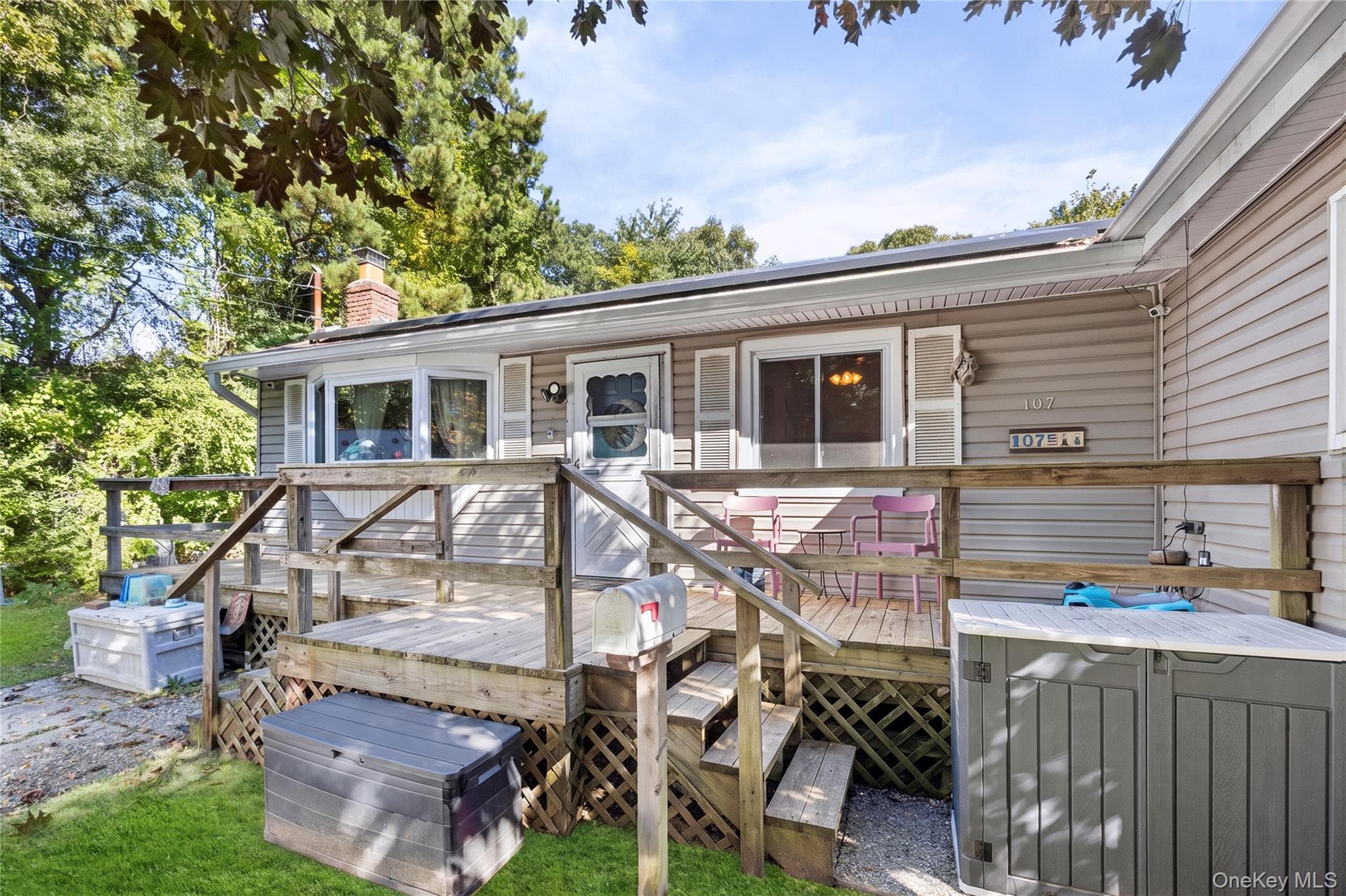 107 Andreano Avenue thumbnail 2