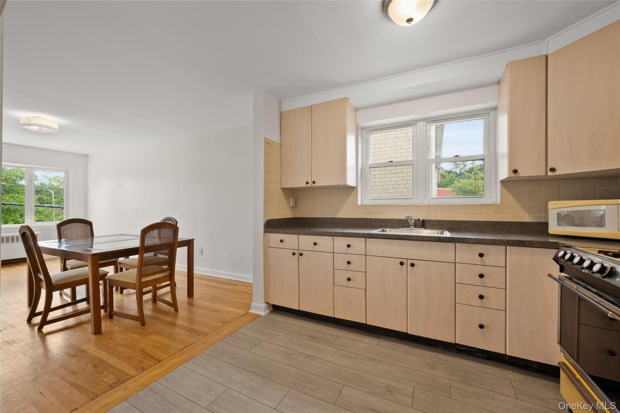 3270 Middletown Road thumbnail 13