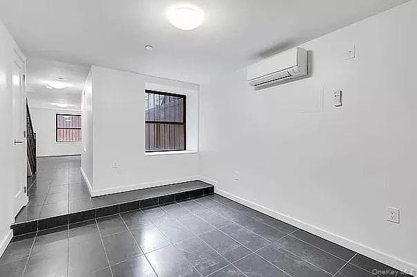 286 W 137th Street thumbnail 10