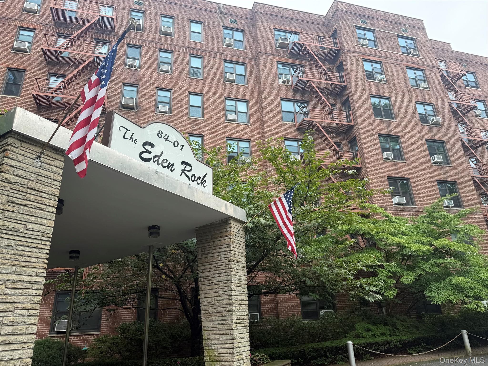 84-01 Main Street Unit: 618, Briarwood