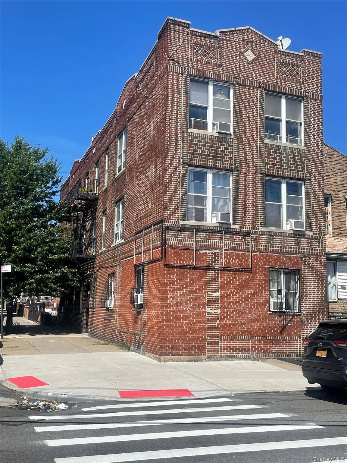 1041 Belmont Avenue, Brooklyn