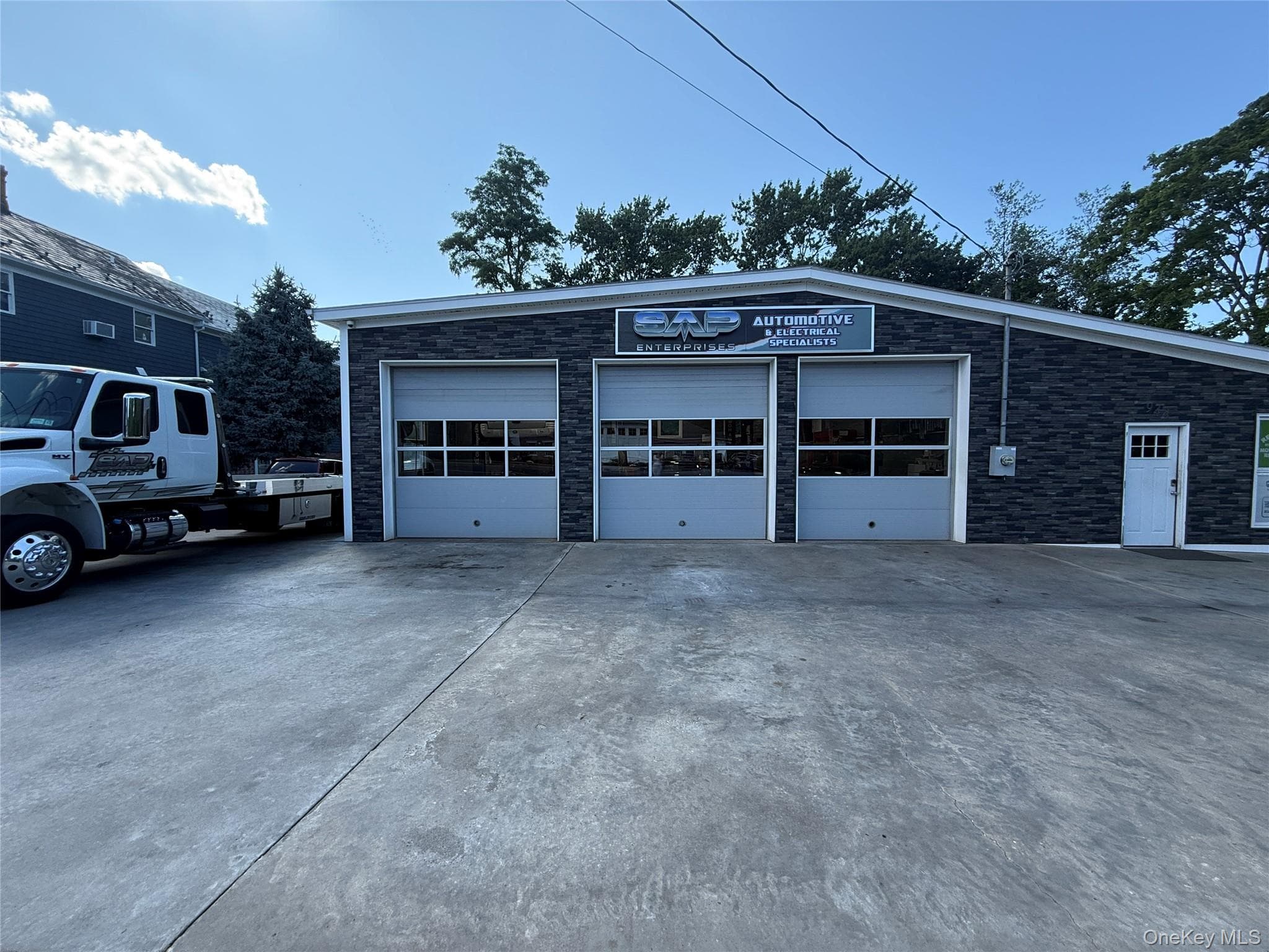 944 E Main Street thumbnail 4