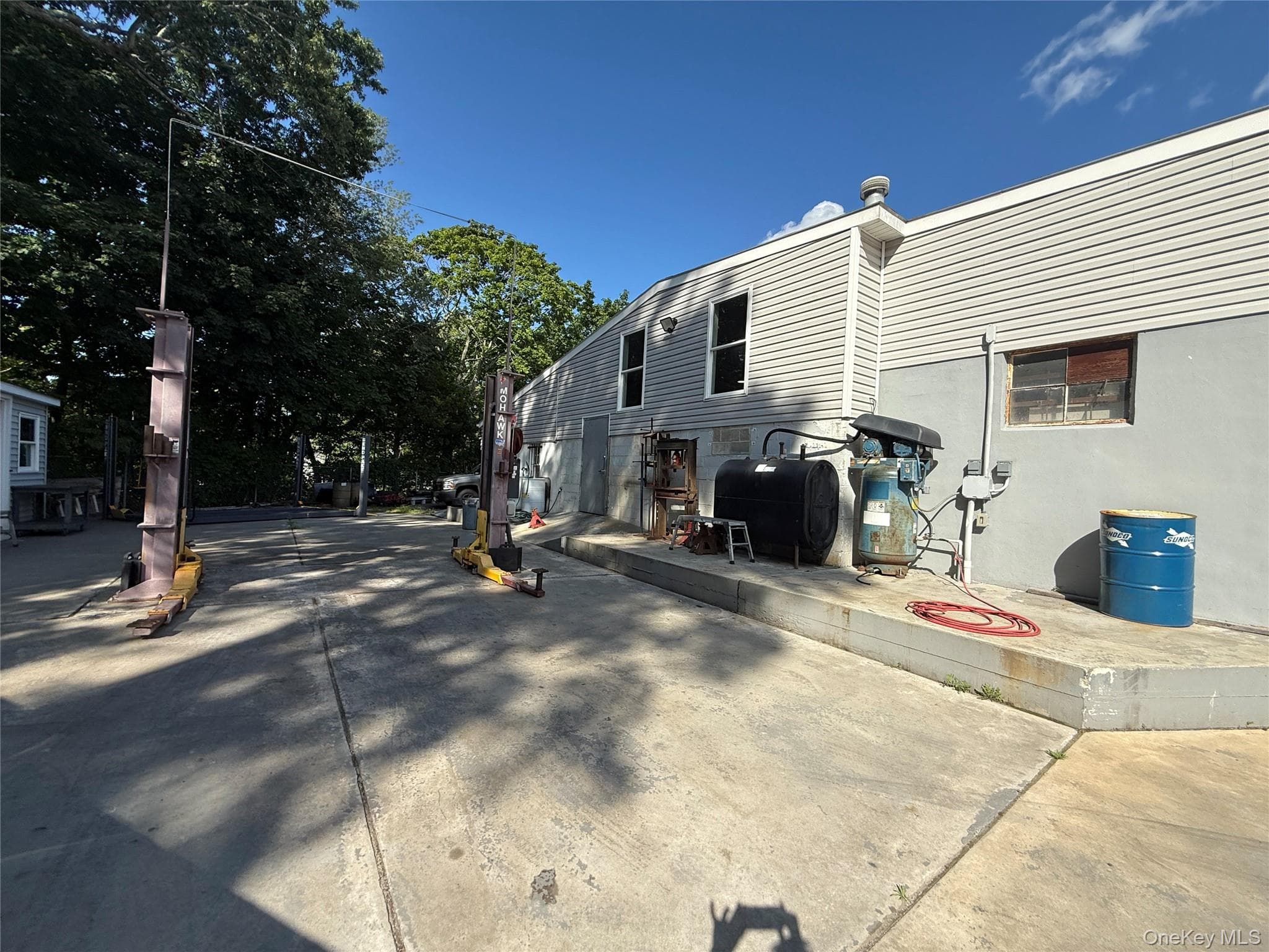 944 E Main Street thumbnail 16