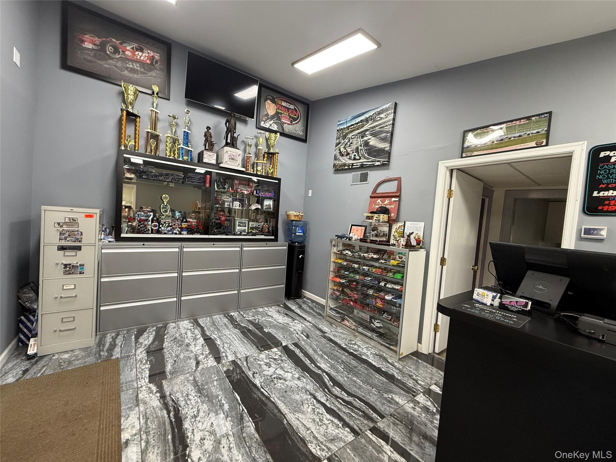 944 E Main Street thumbnail 9