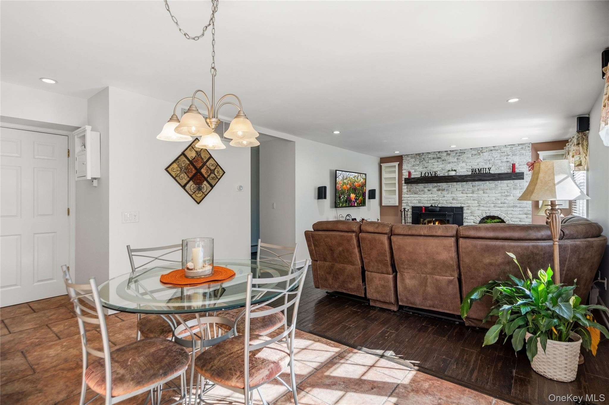 12 Brooktree Court thumbnail 15