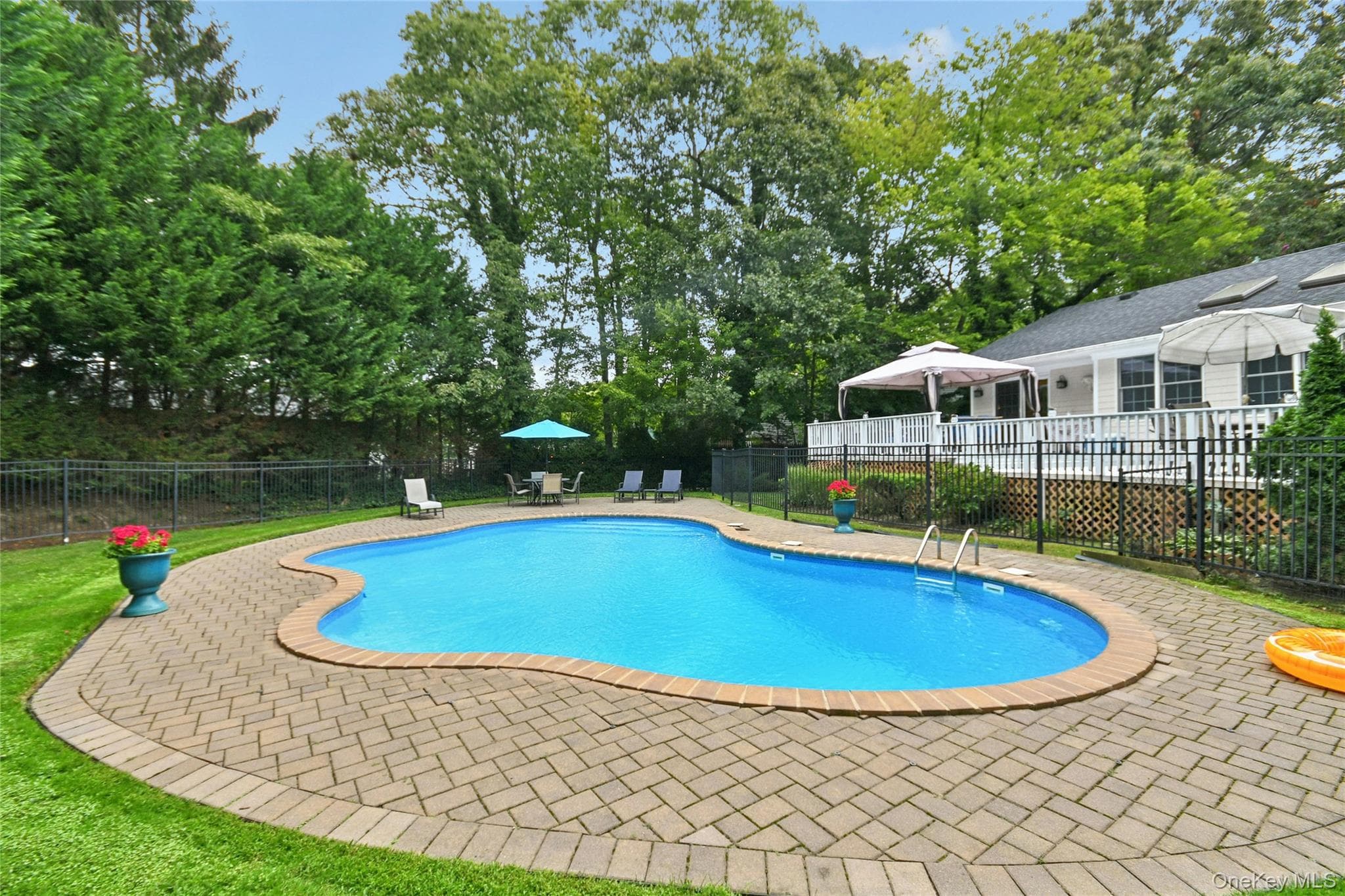 111 Red Oak Court thumbnail 21