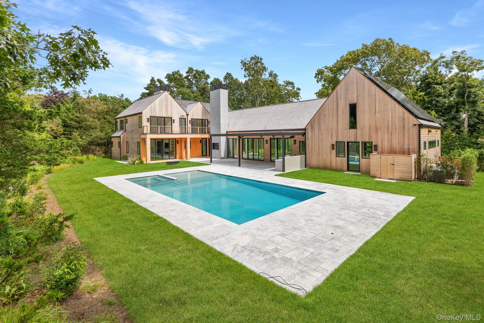 147 Old House Landing Road, East Hampton