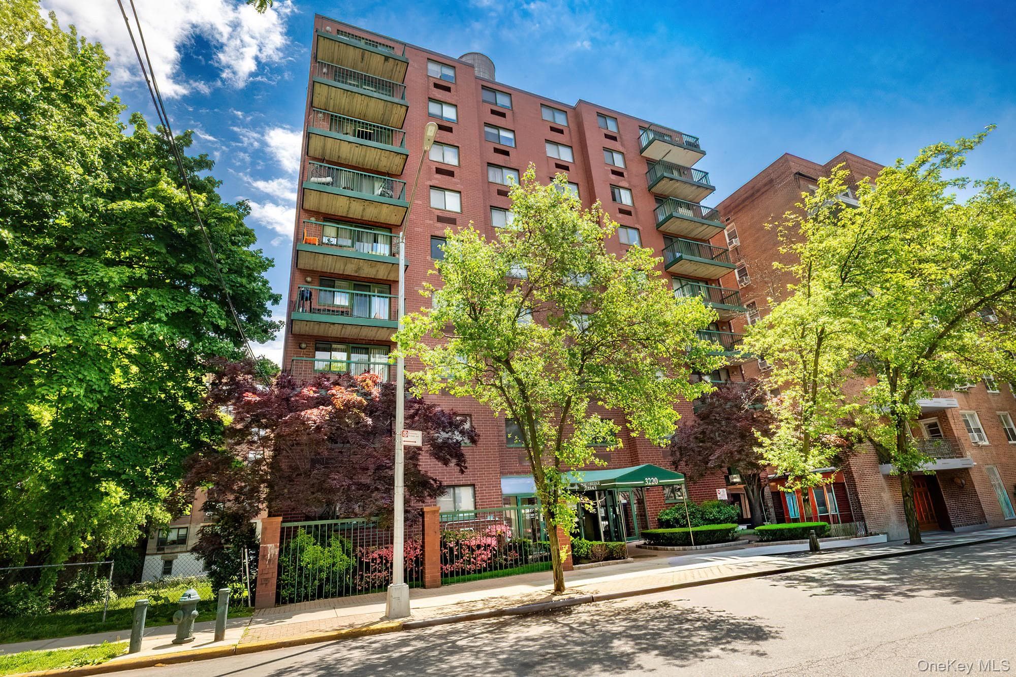 3220 Fairfield Avenue Unit: 9A thumbnail 22