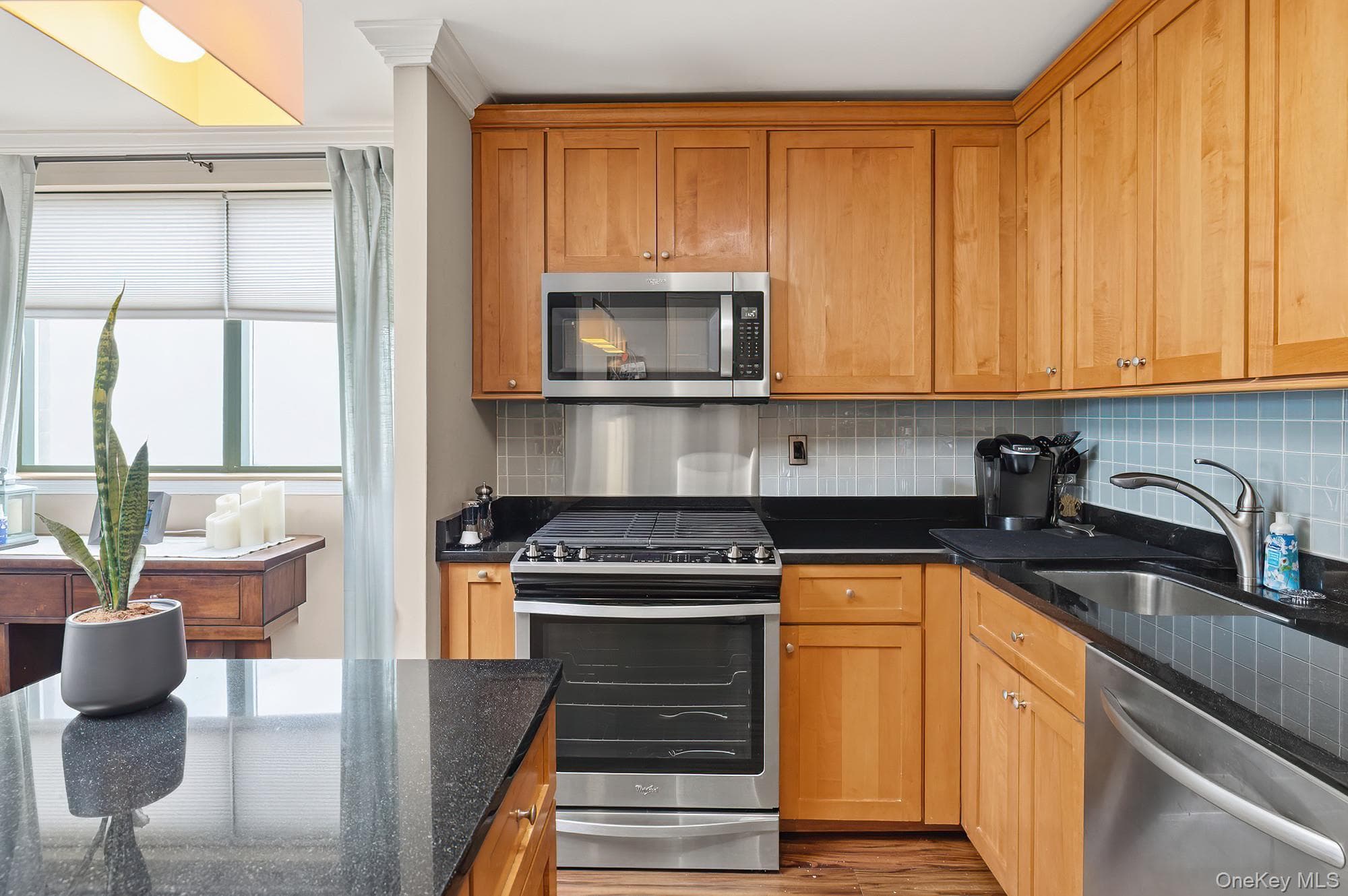3220 Fairfield Avenue Unit: 9A thumbnail 8