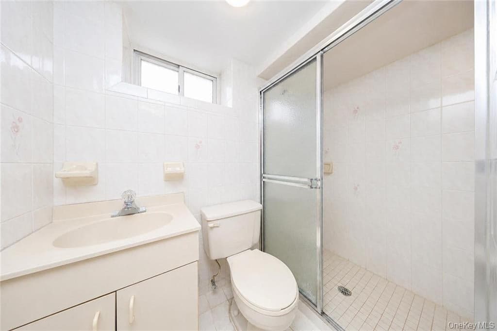 2343 E 22nd Street thumbnail 29