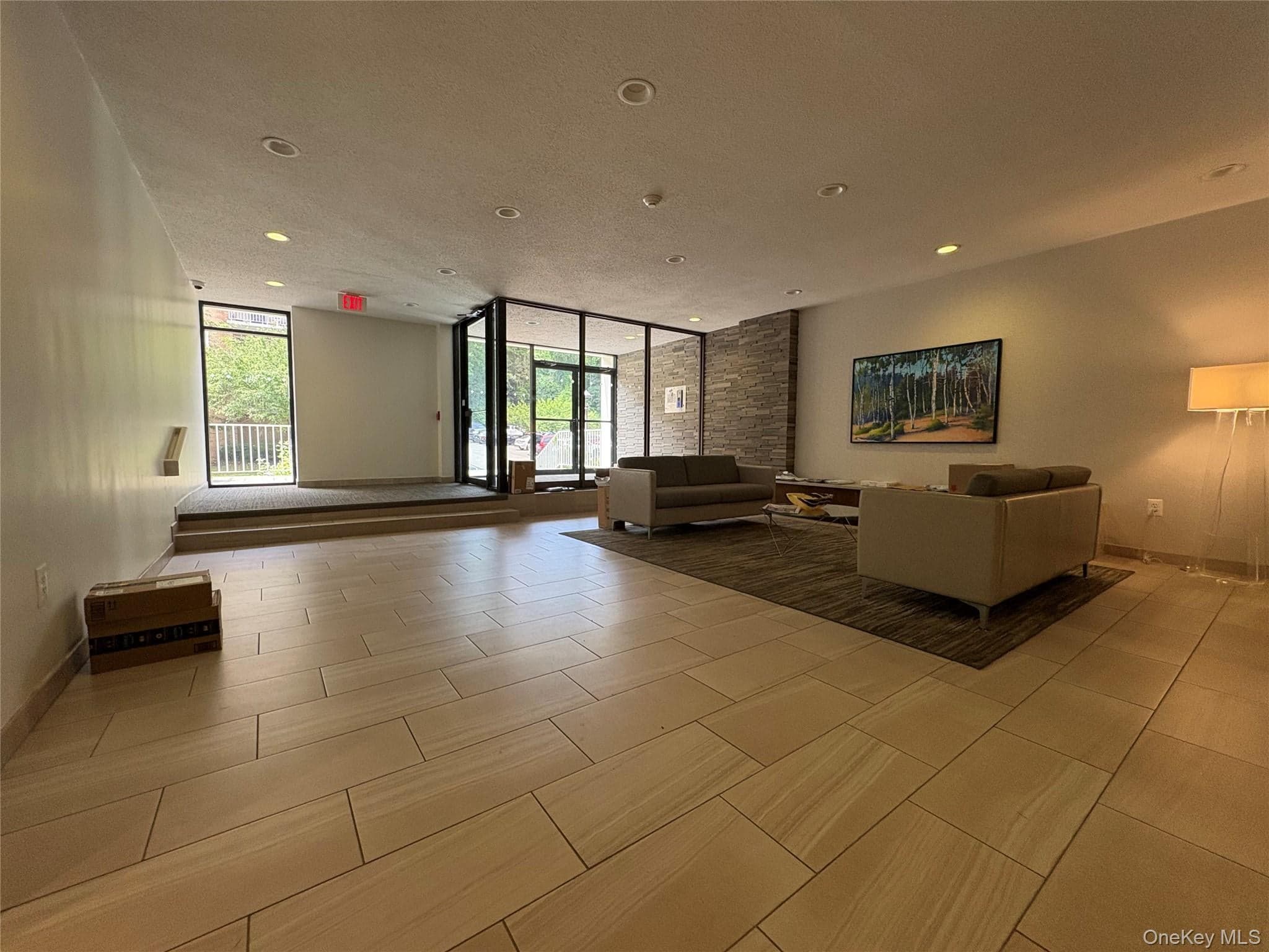 412 Benedict Avenue Unit: 2A thumbnail 4