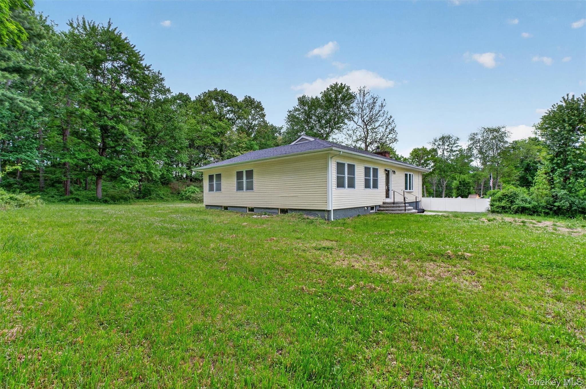 80 N Cross Road thumbnail 45