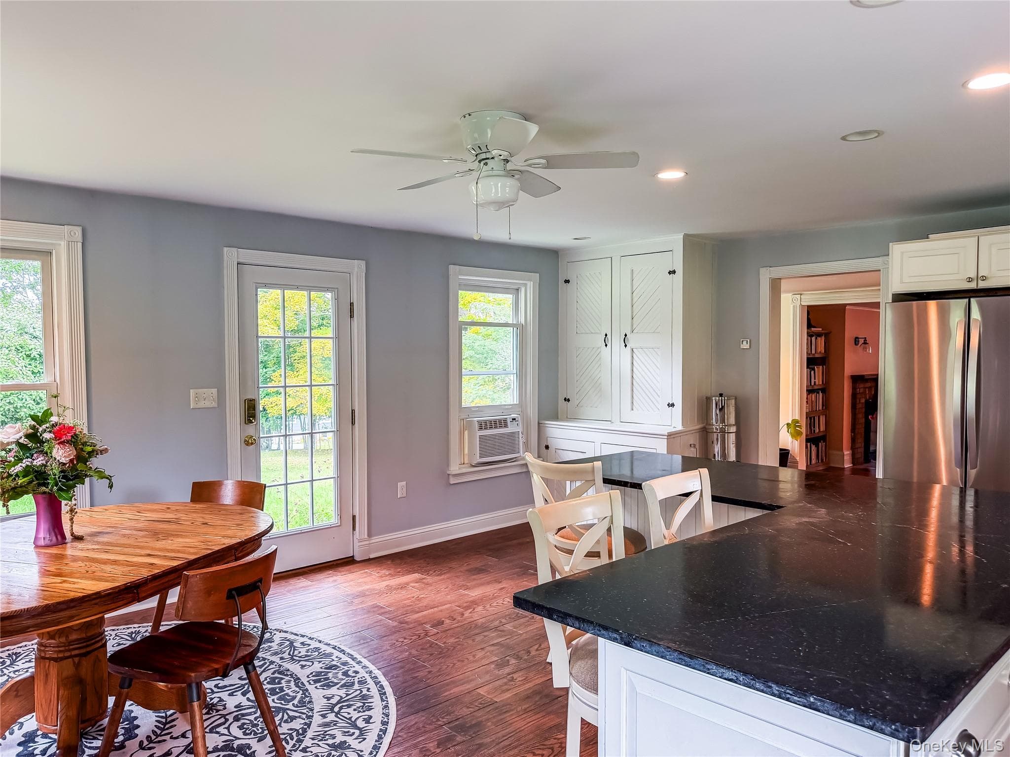 725 Traver Road thumbnail 4