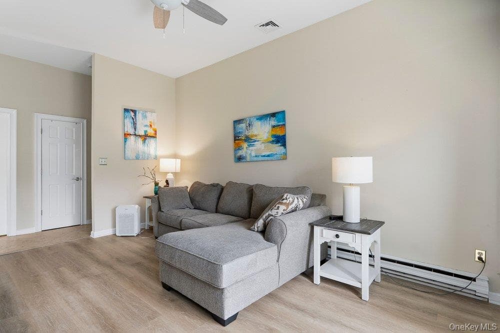 705 Alden Court thumbnail 26