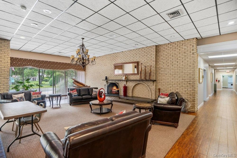 705 Alden Court thumbnail 36