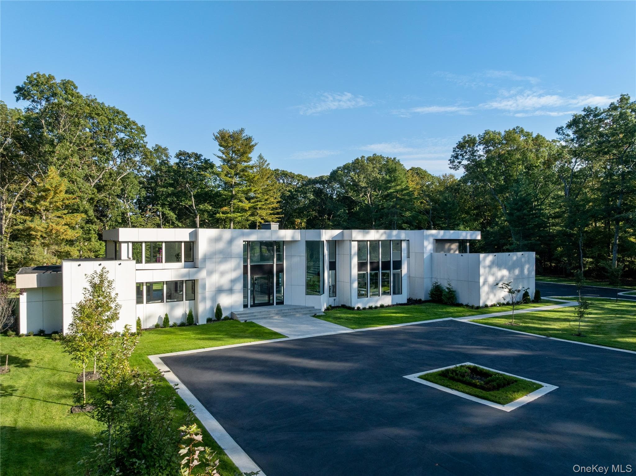 31 Chestnut Hill Drive thumbnail 2