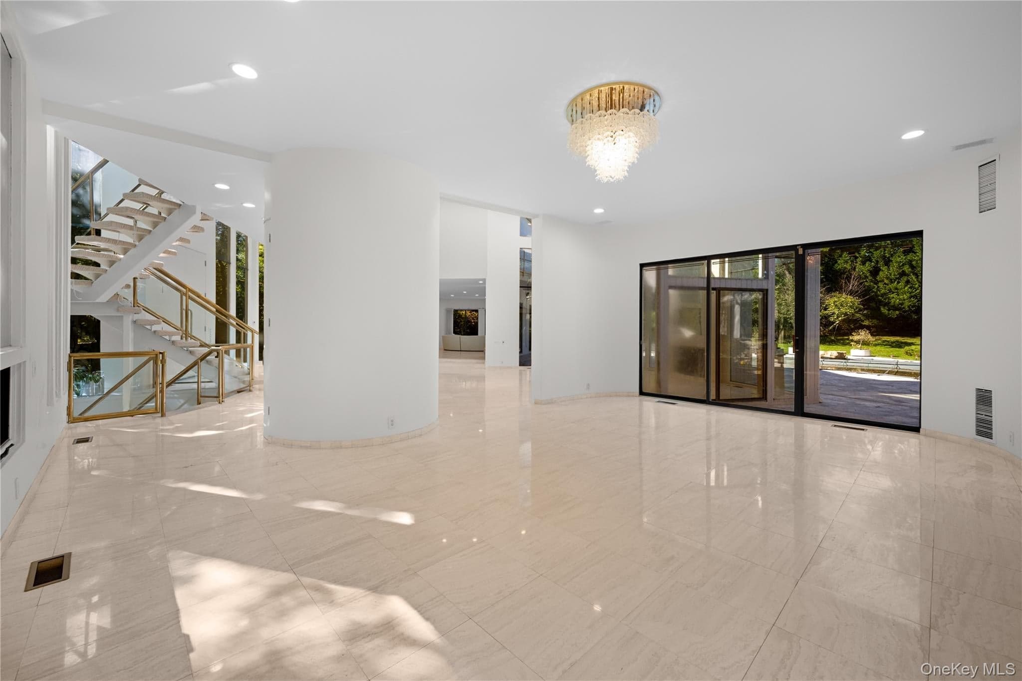 11 Surrey Lane thumbnail 12