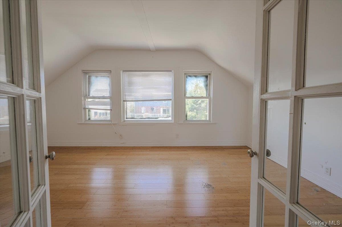 27 Otsego Street thumbnail 18