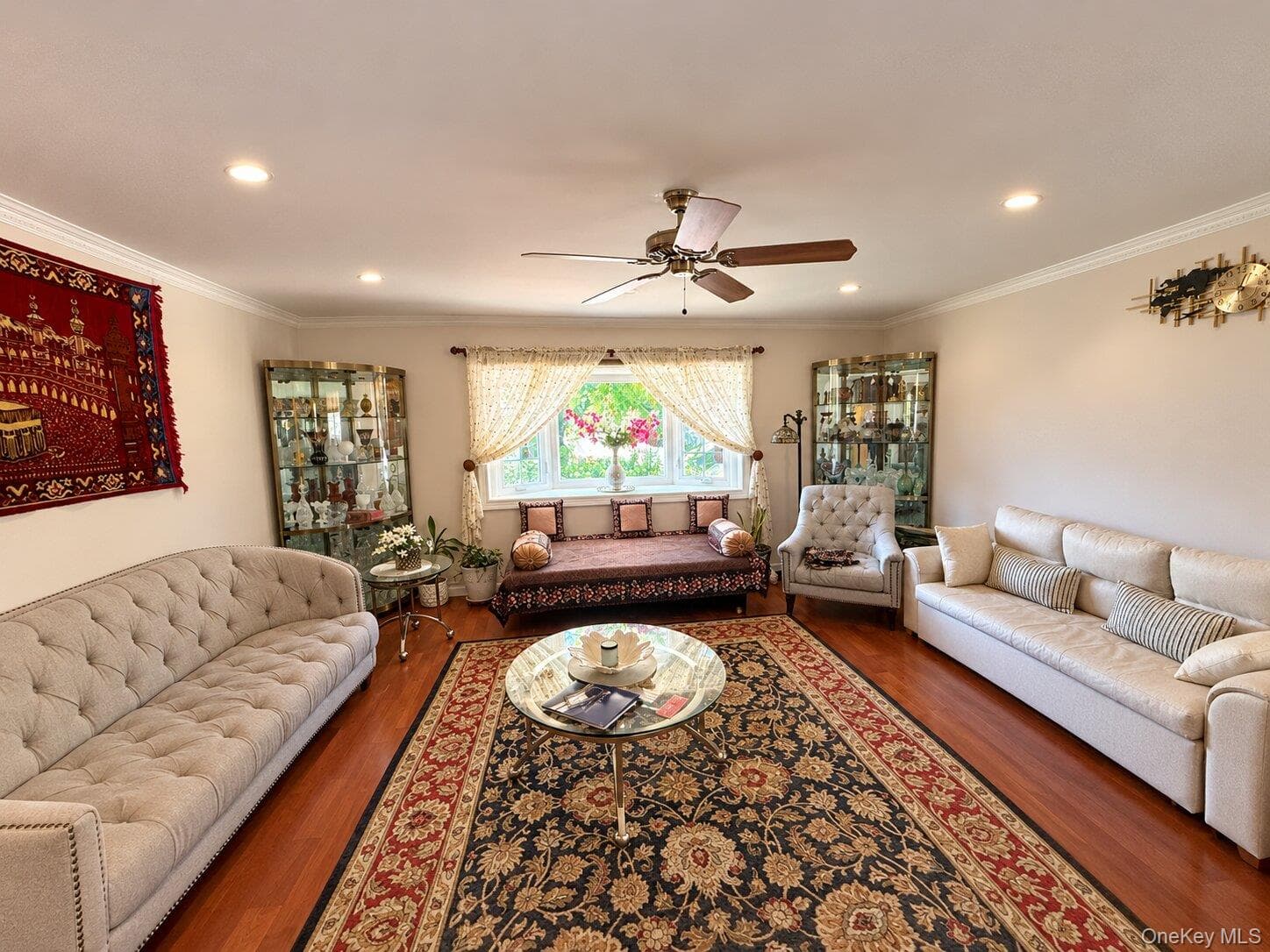61 Lonergan Drive thumbnail 5