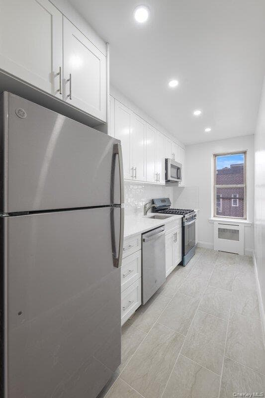 39-40 52nd Street Unit: 2E thumbnail 3