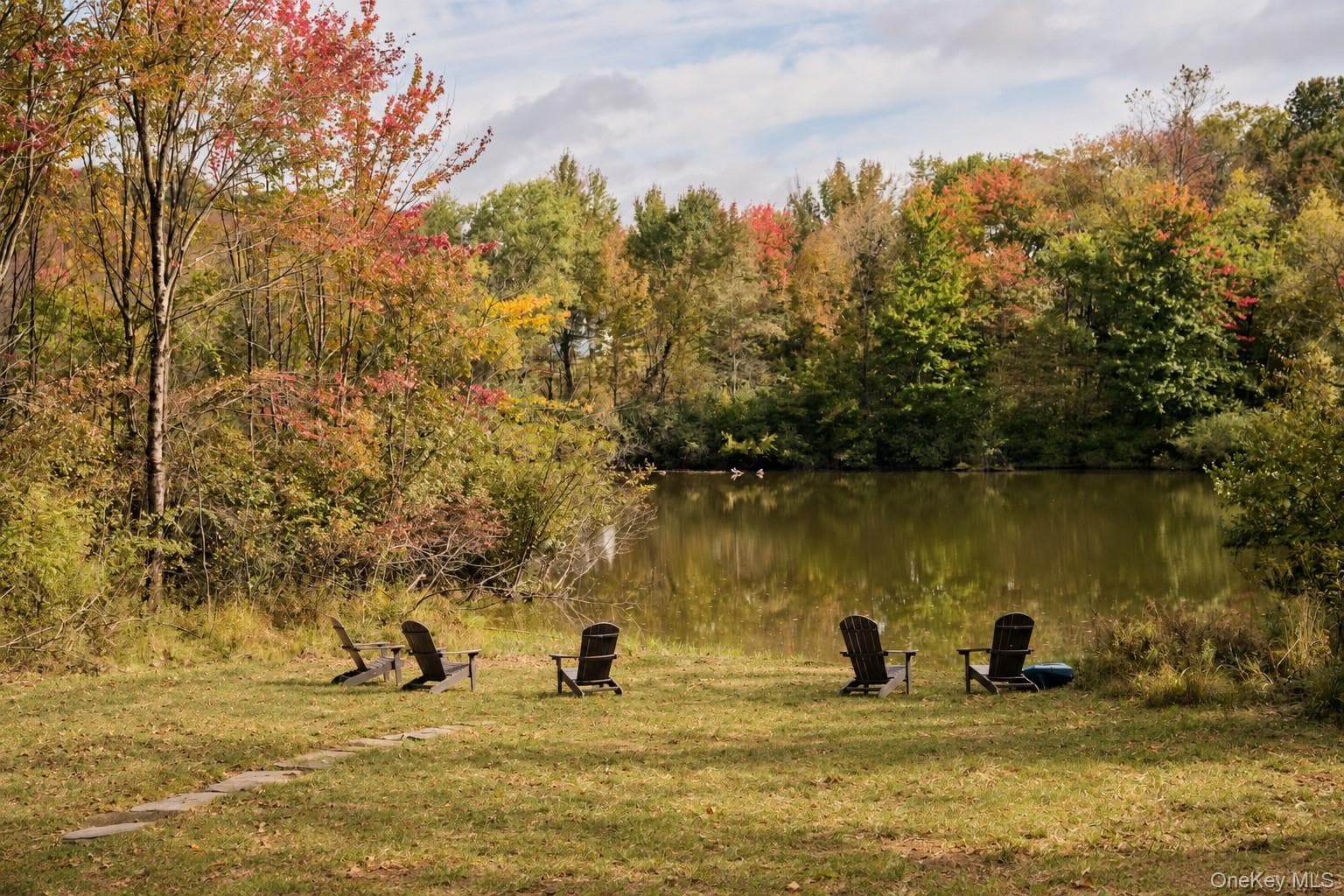 94 Blackberry Lake Road thumbnail 4